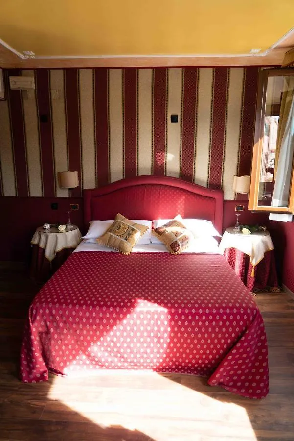 ** Guest house Ca' Morosini 1 & 2 Hotel Venice Italy