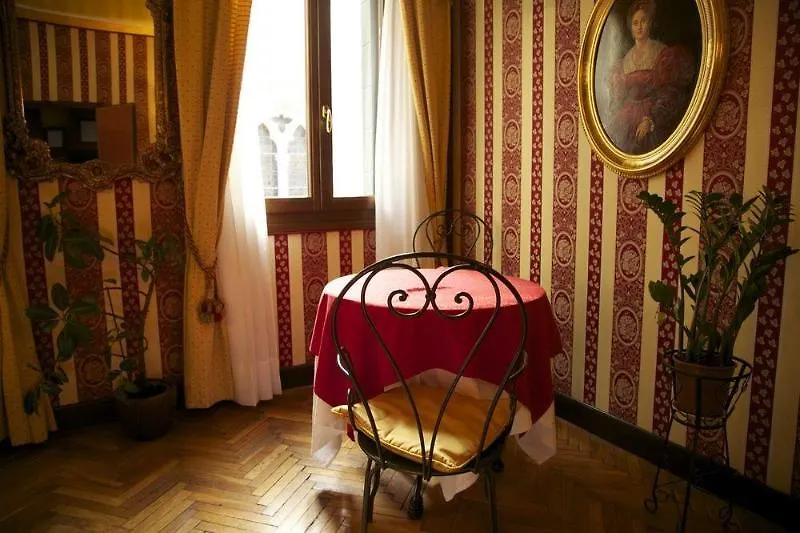 Ca' Morosini 1 & 2 Hotel Venice Guest house