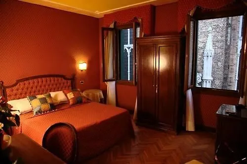 Ca' Morosini 1 & 2 Hotel Venice Guest house
