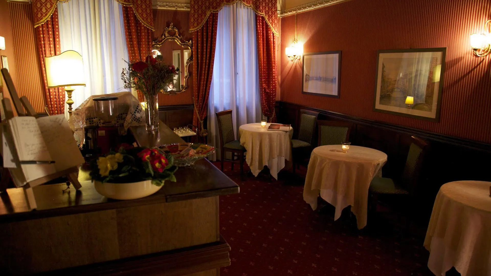 Ca' Morosini 1 & 2 Hotel Venice Guest house